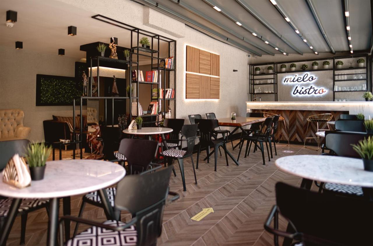 Mielo Lara Hotel Antalya Extérieur photo