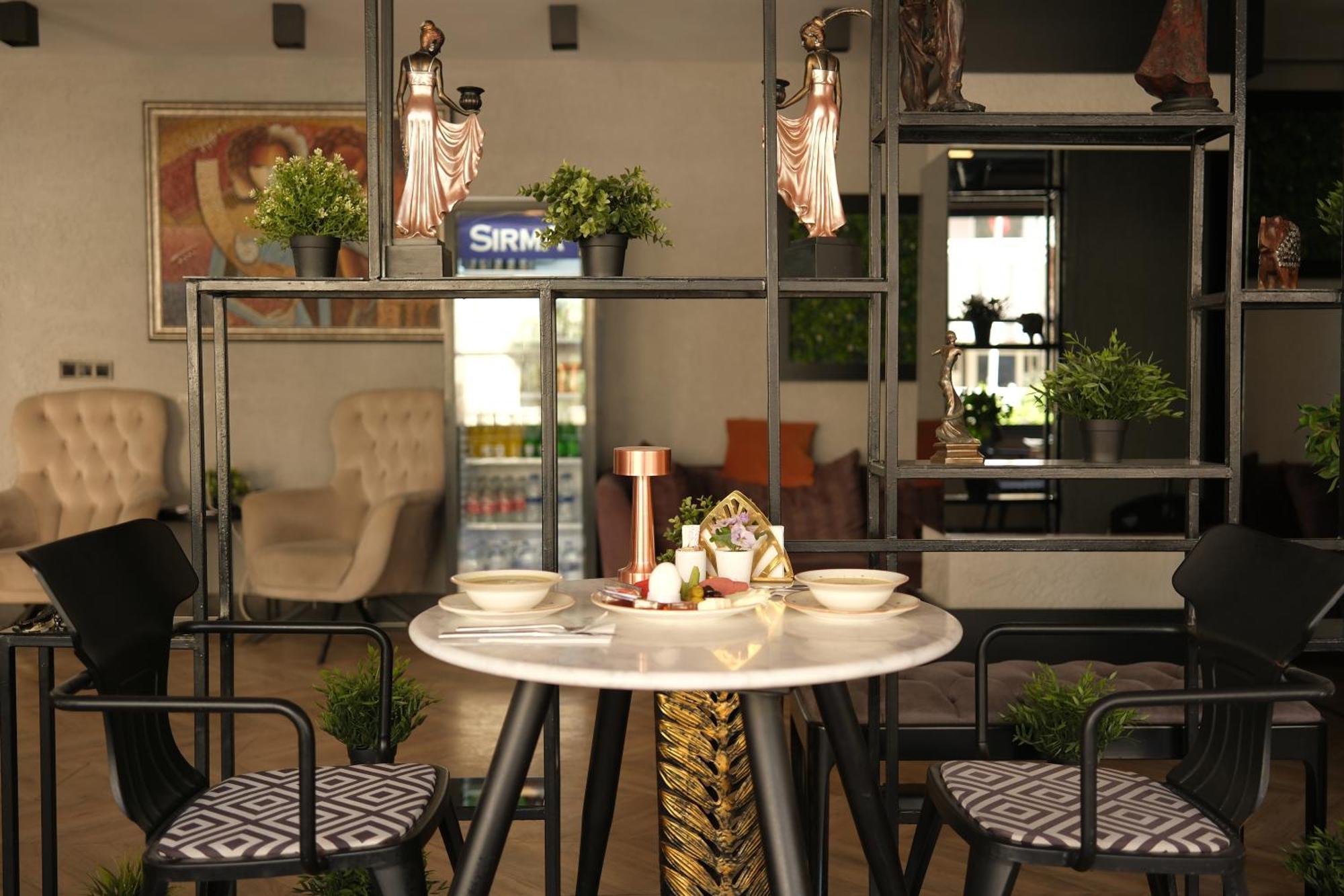 Mielo Lara Hotel Antalya Extérieur photo